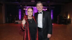 Florian John Buchardt: Das Erbe eines berühmten Familiennamens in der deutschen Unterhaltung